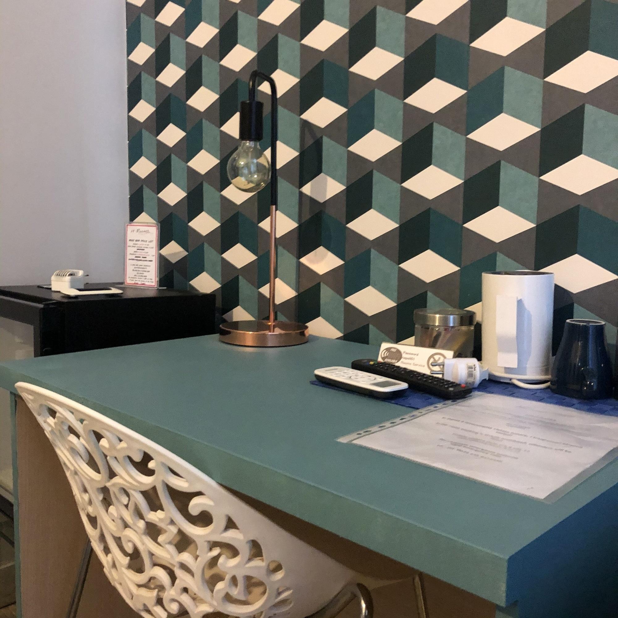 H Boutique Napels
