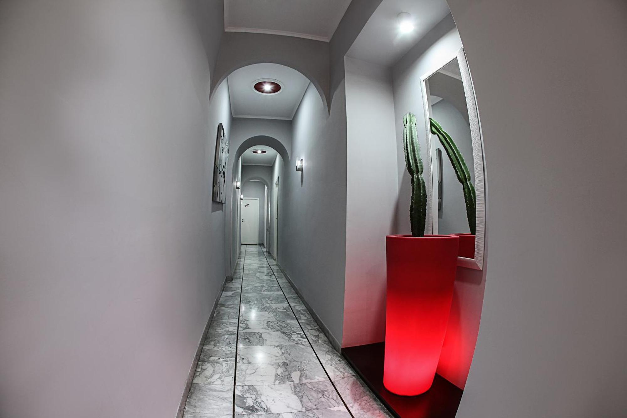 H Boutique 3* Napels